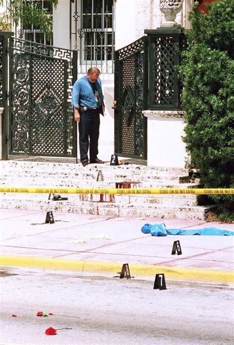 gianni versace death picture|50 Powerful Photos Taken After Gianni Versace's 1997 Murder.